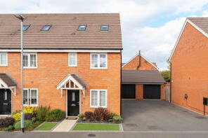 18, Highwayman Close, Northampton NN2 8FQ