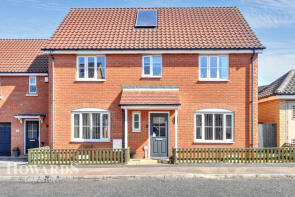 2, Buttermere Way, Lowestoft NR33 8FF
