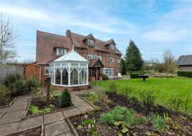 Steppingley, Whitford Bridge Road, Stoke Prior B60 4HD