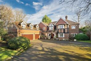 9, Eriswell Crescent, Hersham, Walton-on-thames KT12 5DS