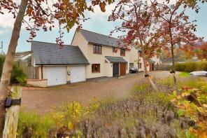 14, St Peters Close, Llanbedr, Crickhowell NP8 1SQ