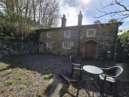 Clynnog Road, Caernarfon, Gwynedd, LL54