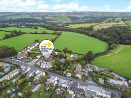 14, Saltrens Cottages, Road From Hedgerows To Cheznous, Bideford EX39 5JP