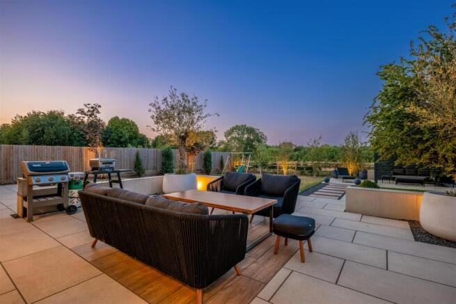 11 Haddon Fields 2483-5.jpg