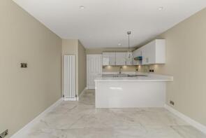 Flat C, 148, Fleet Street, London EC4A 2BU