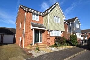25, Hogarth Way, Rochford SS4 3JY