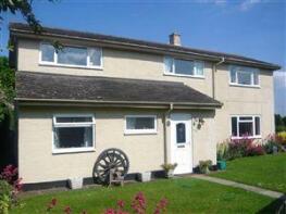 19, Queens Close, Chippenham SN15 4SB