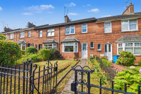 Giffnock Park Avenue, Giffnock, East Renfrewshire, G46 6AZ