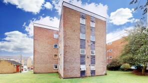 35, Aplin Way, Isleworth TW7 4RJ