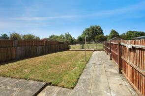 4, Pennine Way, Gunthorpe, Peterborough PE4 7TA