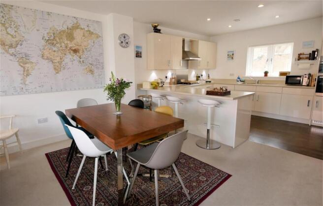 Living/Dining Room/Kitchen