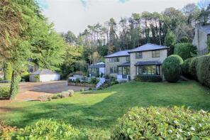 The Pines, Cleeve Hill, Southam, Cheltenham GL52 3PW