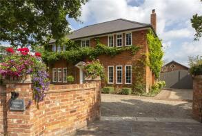 Brooklands House, The Street, Shurlock Row, Reading RG10 0PR
