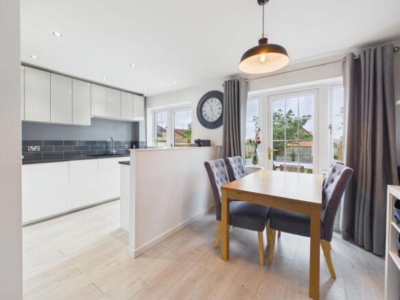 Kitchen/Dining Room