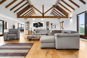 Gadairwen Barn House, Peterston Road, Groes-faen, Pontyclun CF72 8NU