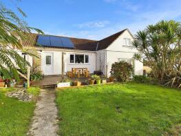 58, Churchfields Road, Newquay TR8 5JN