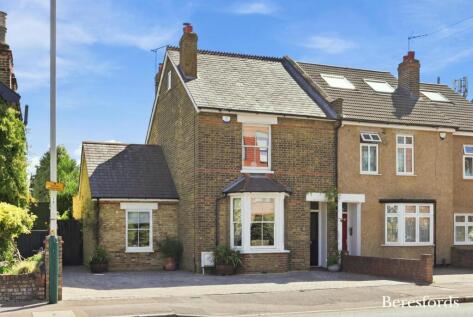 North Street, Hornchurch, RM11