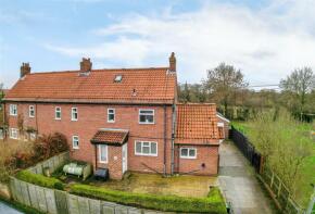 10, Crowgarth, Ripon HG4 5AF