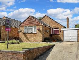7 Woodacre, Dark Lane, Southampton SO45 1WB