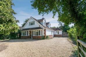Castleview, Cherry Garden Lane, Littlewick Green, Maidenhead SL6 3QG