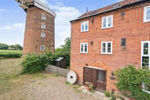 4, The Old Granary, Mill Road, Attleborough NR17 1SG