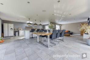 2 Sunnyside, School Road, Norwich NR12 7LL