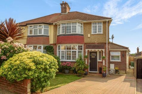 Stratford Avenue, Hillingdon, UB10