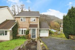 8, Ravensbrook, Morganstown, Cardiff CF15 8LT