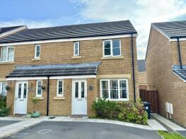 15, Heol Cynfeli, Rhos, Swansea SA8 3FD