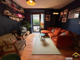 Flat 3, Marnock House Browning Estate, Brandon Street, London SE17 1EF