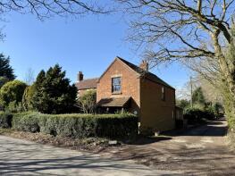 Medina Cottage, Heath Road, Hickling NR12 0AX