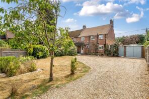 24, Lambourn Road, Speen, Newbury RG20 8AA