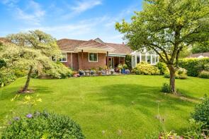 Turville, Cleeve Park, Chapel Cleeve, Minehead TA24 6HZ