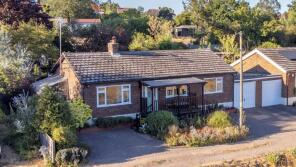 Ridgeways, Grange Hill, Halstead CO9 1QZ