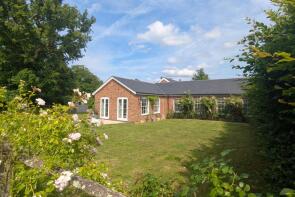 2, Old Park Mews, Horsham Road, Horsham RH12 4UZ