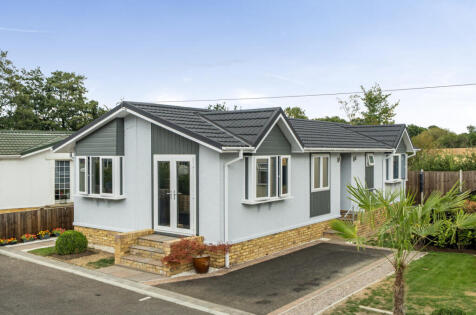 Hermitage Park, Warfield, Bracknell, Berkshire, RG42