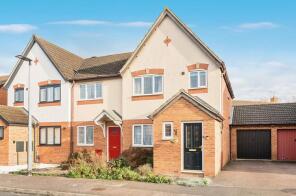 16, Summerfield Drive, Bedford MK43 9FE