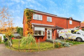 6, Hill Crest, Norwich NR5 0NB