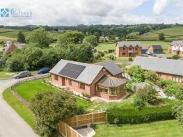 1 Nant-y-garreg, Cae Garreg, Trefeglwys, Caersws SY17 5PR