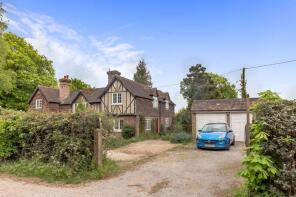 Alexandra Cottage, Batts Bridge Road, Uckfield TN22 3XP