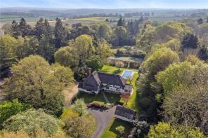 Crofters, Bashurst Hill, Horsham RH13 0NY