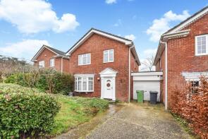 34, Selborne Close, Petersfield GU32 2JB