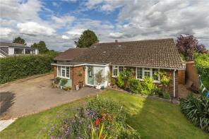 7, Dovehouse Lane, Dunstable LU6 2PQ