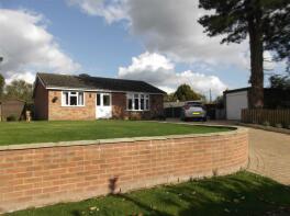 Camwood, Grundy Lane, Lissington, Lincoln LN3 5AE