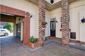 41, Grove Avenue, Lymm WA13 0HF