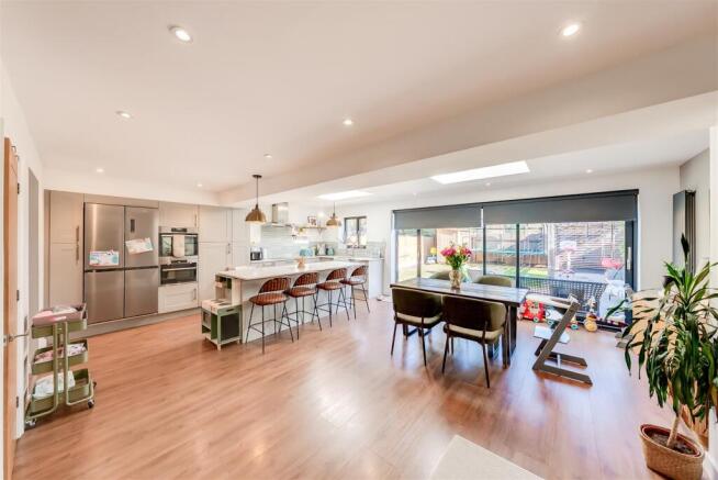 Kitchen diner