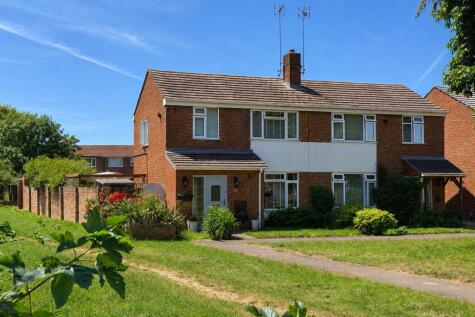 Cheyne Way, Farnborough, Hampshire, GU14