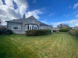 West Ville, Muriau, Criccieth LL52 0RU
