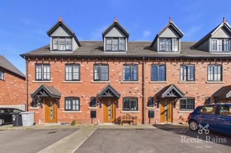 Alder Way, Holmes Chapel, Crewe, Cheshire, CW4