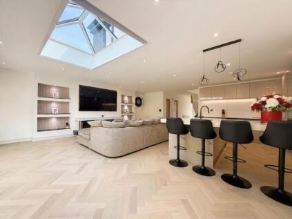 Waverley Road, Worsley, M28